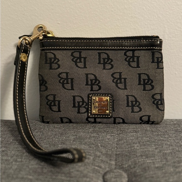 Dooney & Bourke Monogram Wristlet - Picture 1 of 9